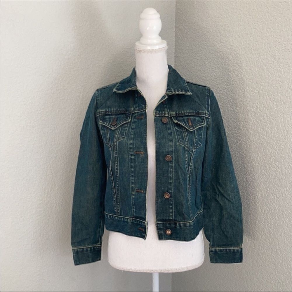 Gap Classic Denim Jean Jacket